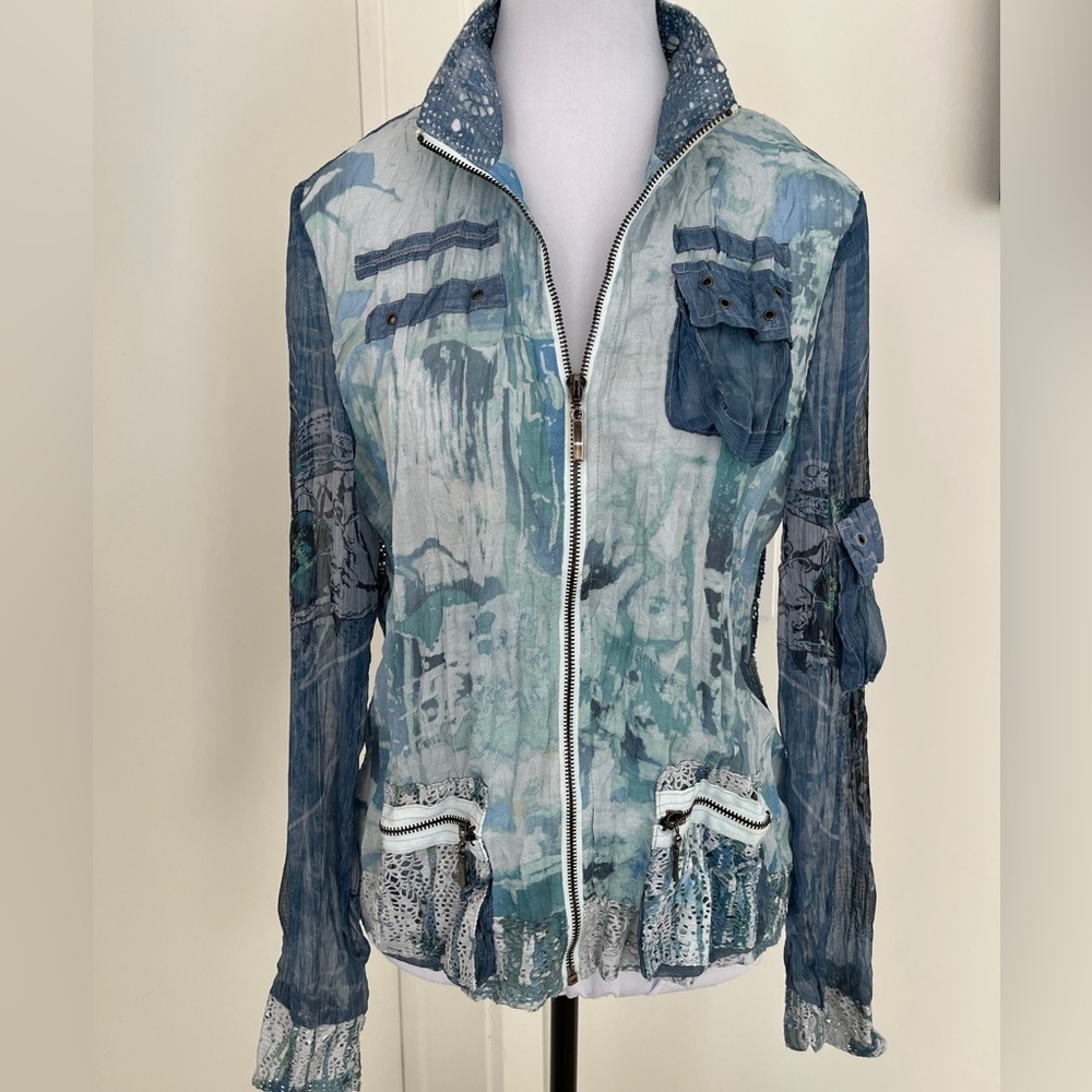 CATIVA Zip Up Blouse Sheer Crochet Back Graffiti Design Blue Zip Pockets Artsy